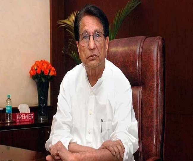 Former Union Minister Chaudhry Ajit Singh dies